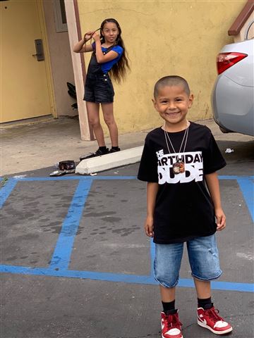 Steven Romero fue asesinado a tiros el domingo en el Festival de Ajo Gilroy en California. (Cortesía: Alberto Romero)