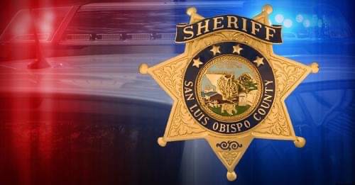 La policía realiza un arresto después de los disparos, no se reportan heridos.